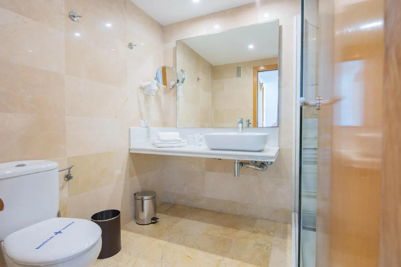 Aparthotel Dunes Platja Кан Пикафорт