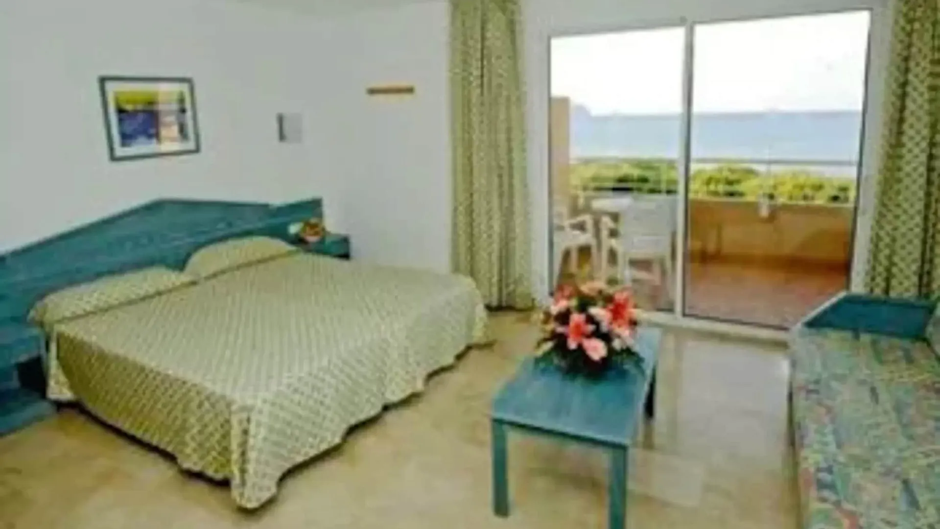 Aparthotel Dunes Platja Кан Пикафорт