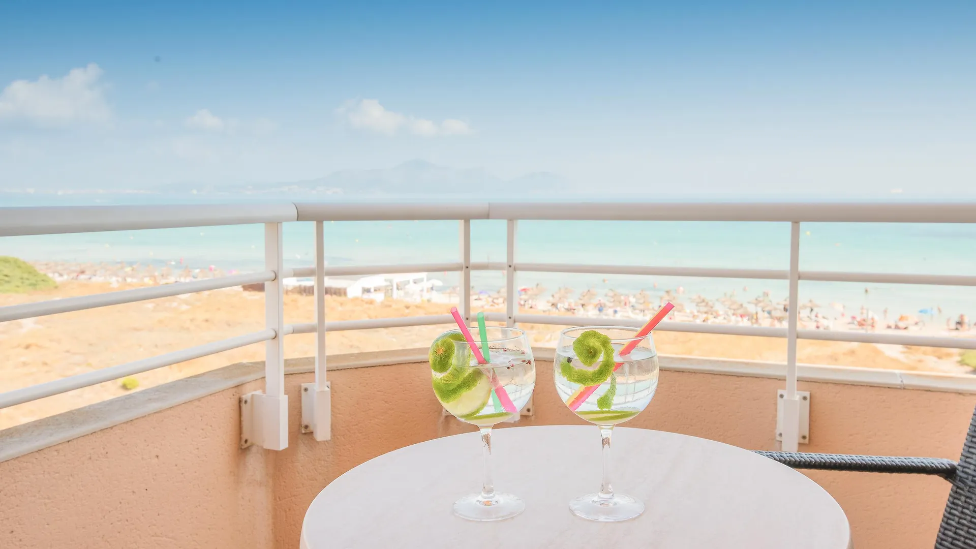 Aparthotel Dunes Platja Кан Пикафорт Испания