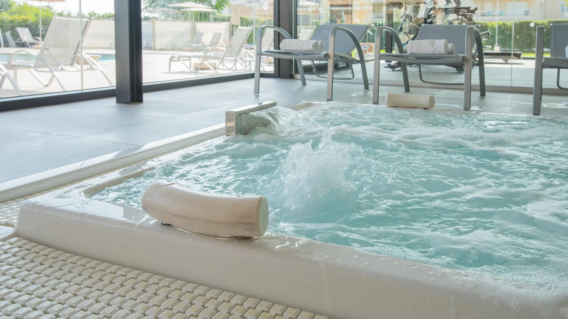 Aparthotel Dunes Platja Кан Пикафорт
